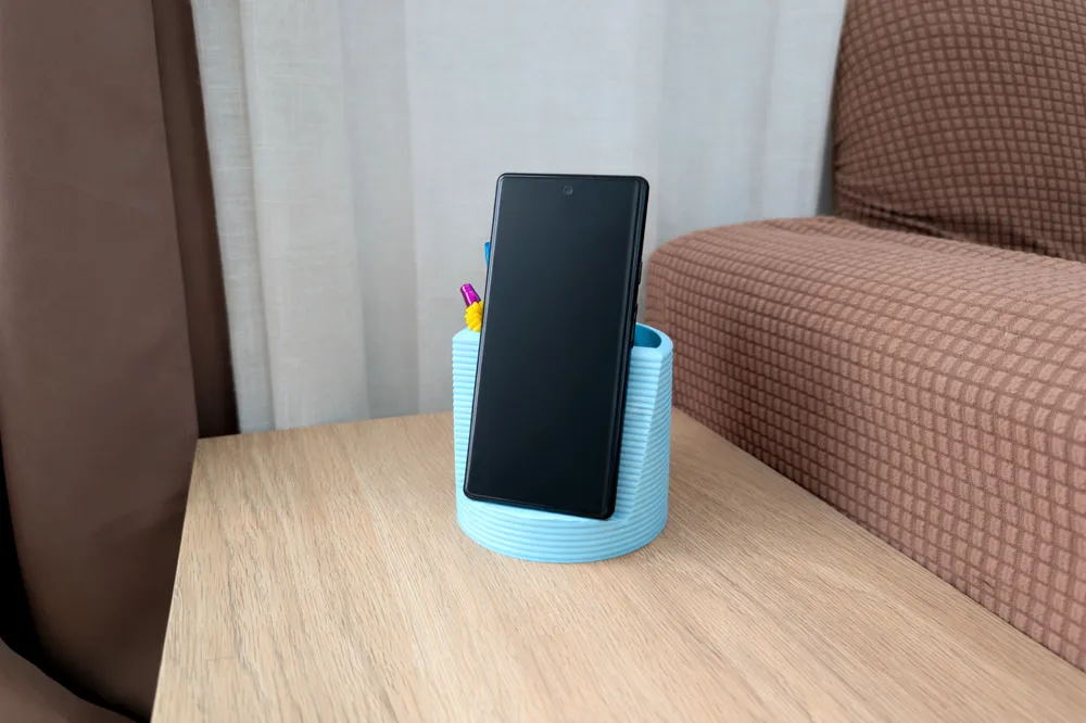 Ribbed Phone Stand and Pencil Holder, photo 4 of 4 - Ribbed Phone Stand and Pencil Holder Household