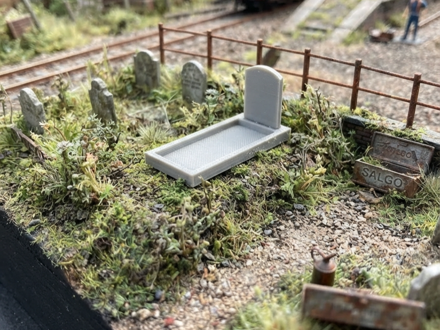 H0 Grave, Cemetery & Diorama Detail - Dioramas & Scenes, in stock