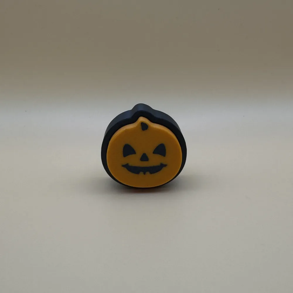 Halloween Pumpkin Fidget Clicker, photo 4 of 4 - Halloween Pumpkin Fidget Clicker Toys & Games