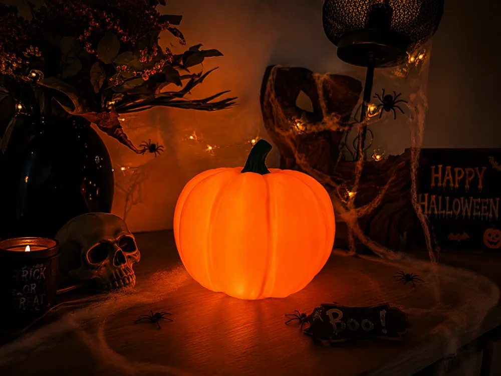 Halloween pumpkin lamp - Home Accents, in stock in India