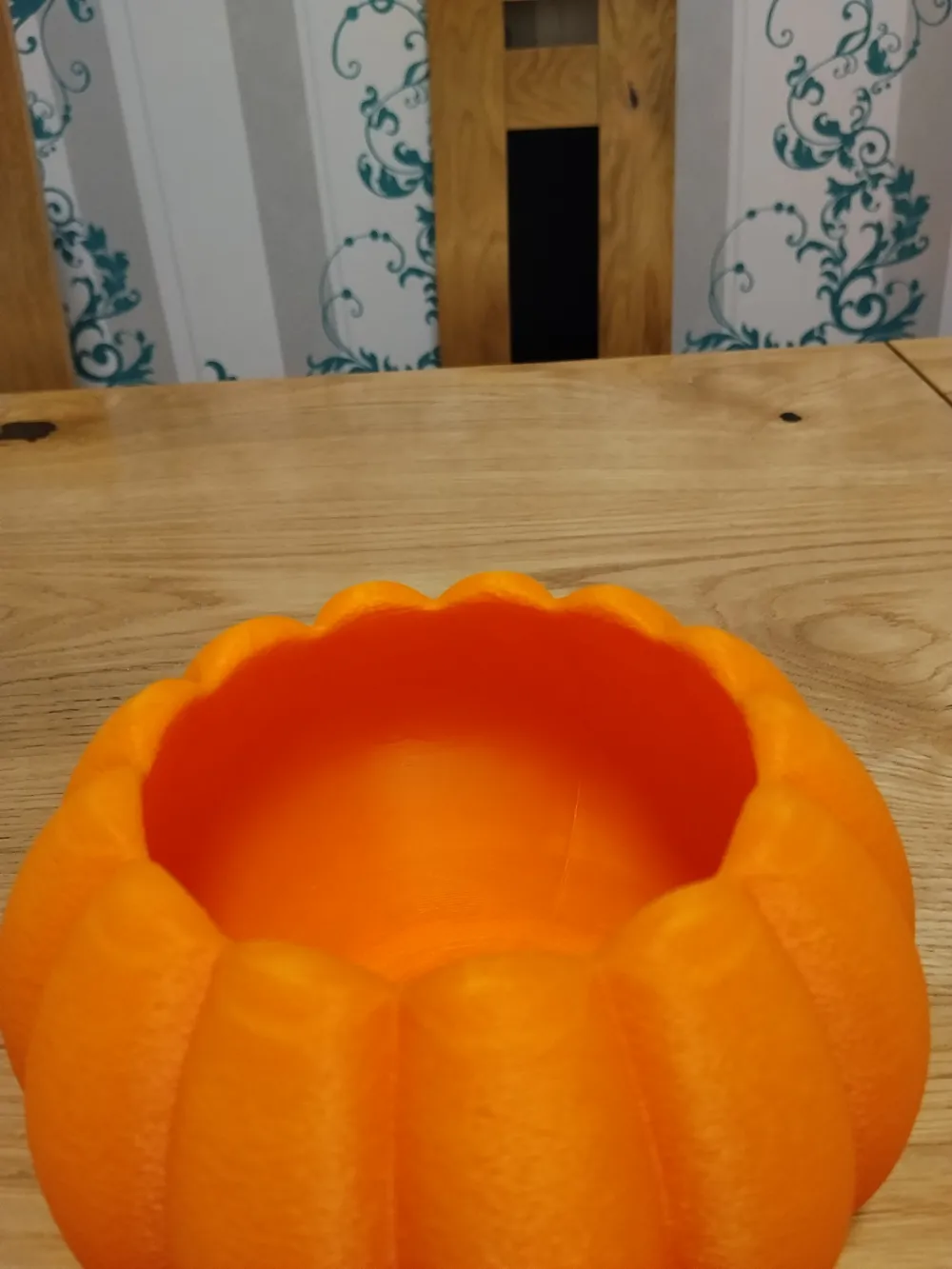 Halloween Pumpkin Vase & Flower Box, photo 3 of 4 - Halloween Pumpkin Vase & Flower Box Home Decor Items