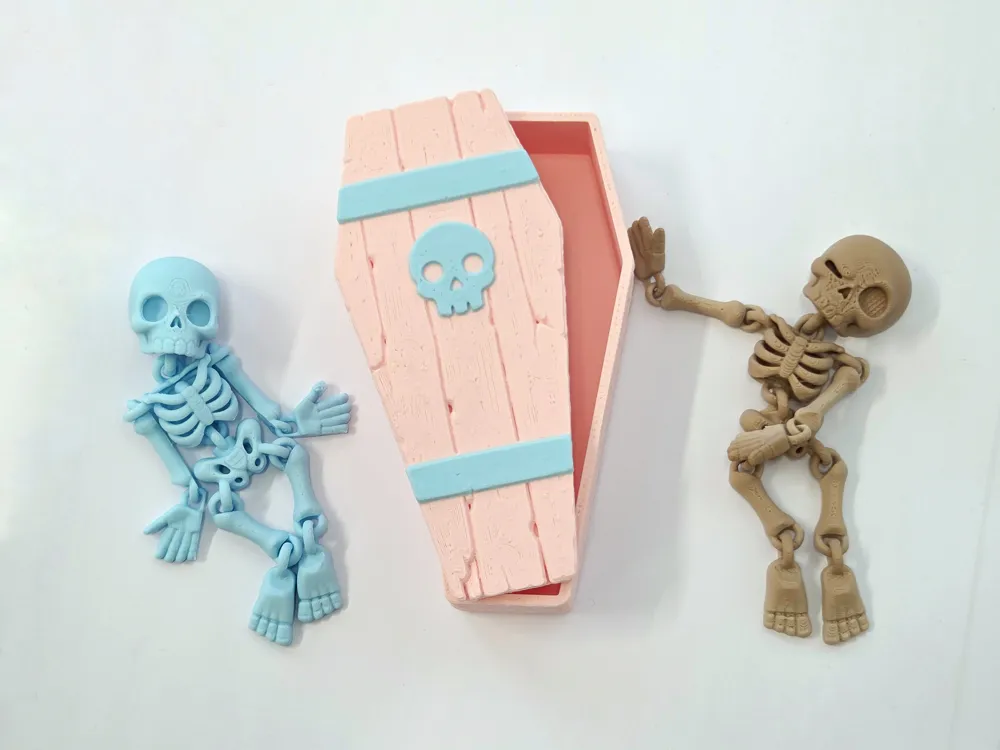 Halloween Skeleton in Coffin. Articulated skeleton, photo 3 of 4 - Halloween Skeleton in Coffin. Articulated skeleton Toys & Games
