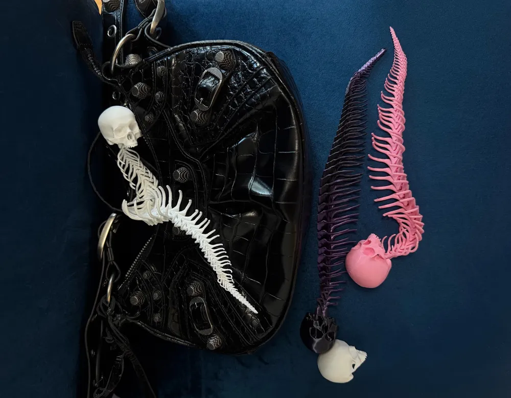 Halloween Snake Articulated Skull Spine flexible, photo 2 of 4 - Halloween Snake Articulated Skull Spine flexible Toys & Games