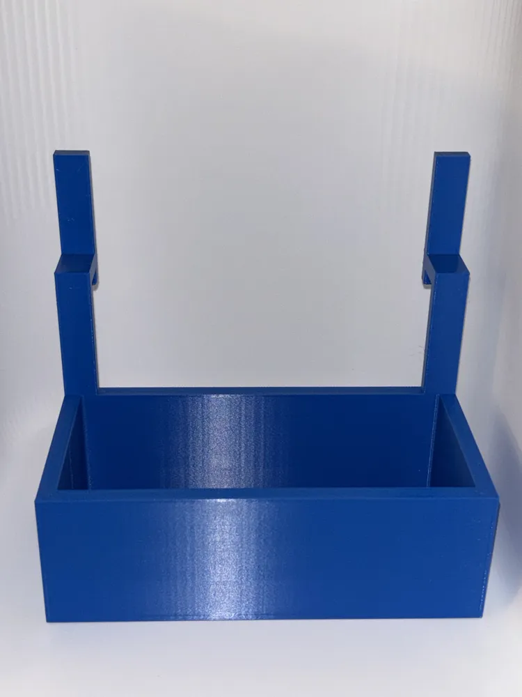 Hanging Animal Feeder and Waterer, photo 3 of 4 - Hanging Animal Feeder and Waterer Pets