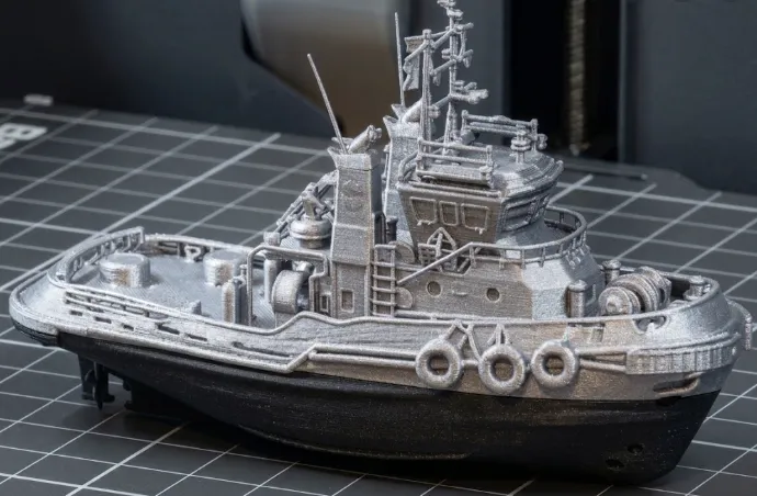 Harbor Tug (scale 1:200 20mt long), photo 2 of 4 - Harbor Tug (scale 1:200 20mt long) Models, RC & Drones