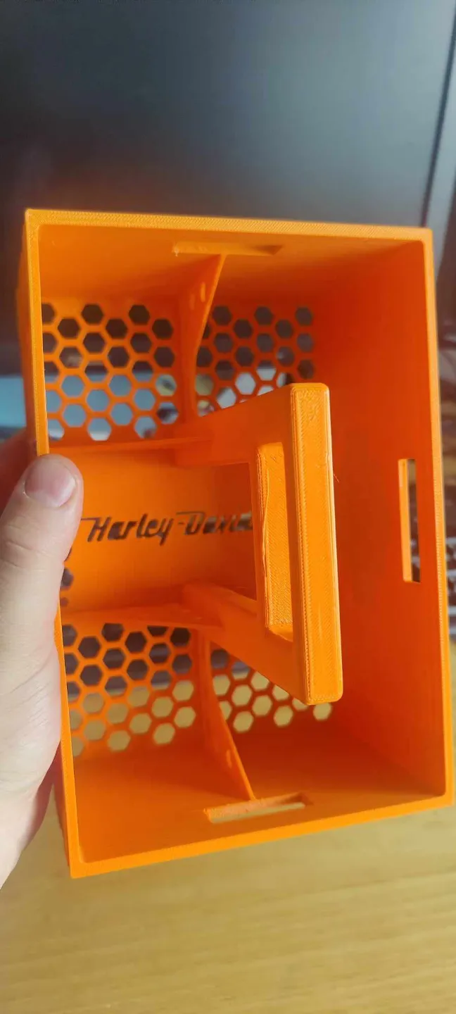 Harley davidson beer crate - Sixpack, photo 3 of 4 - Harley davidson beer crate - Sixpack Hobby & DIY