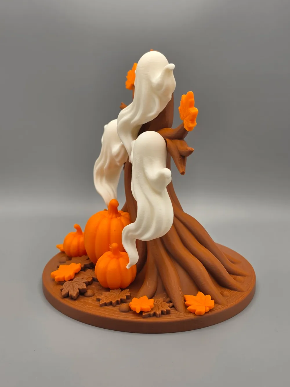Haunted Spirit Tree, photo 3 of 5 - Ghosts & Spooky Figures, Ghost