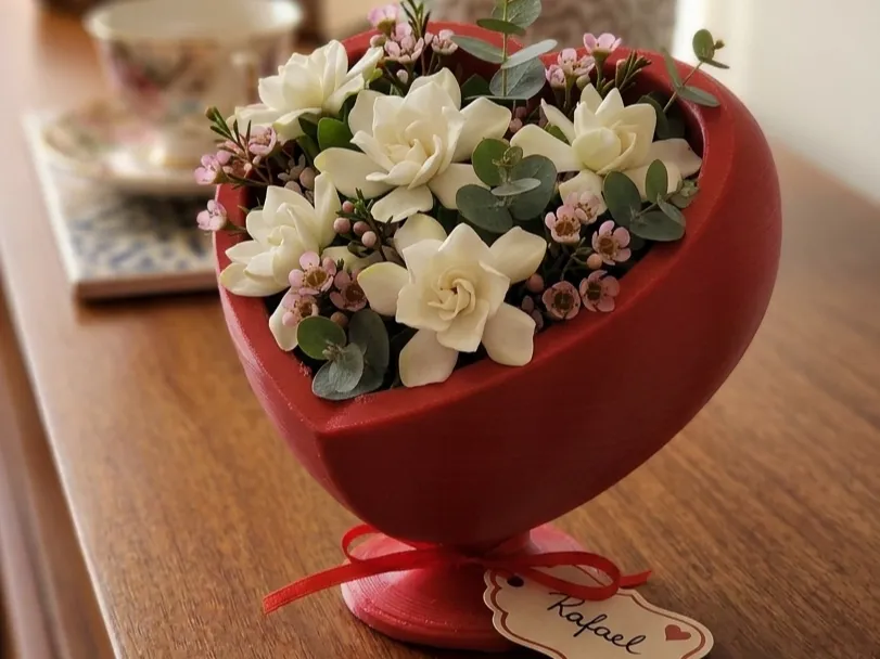 Heart Flower Pot Party Favours, photo 4 of 4 - Heart Flower Pot Party Favours Garden & Outdoor