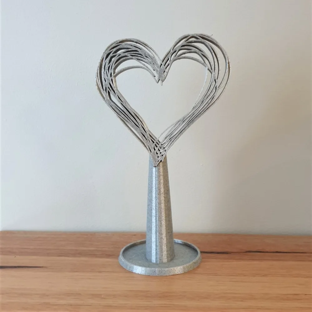 Hearts headphones stand 3DP, photo 3 of 4 - Hearts headphones stand 3DP Tools