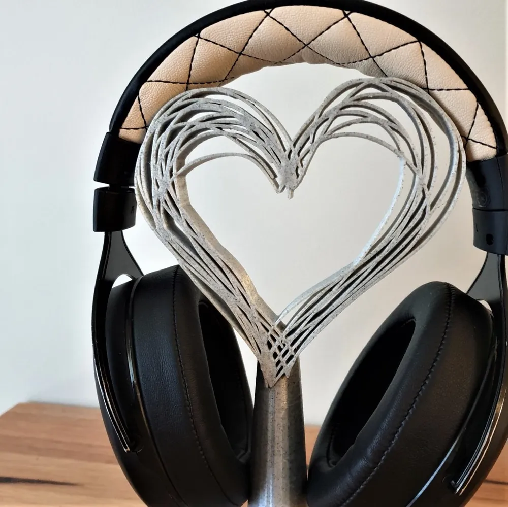 Hearts headphones stand 3DP, photo 4 of 4 - Hearts headphones stand 3DP Tools