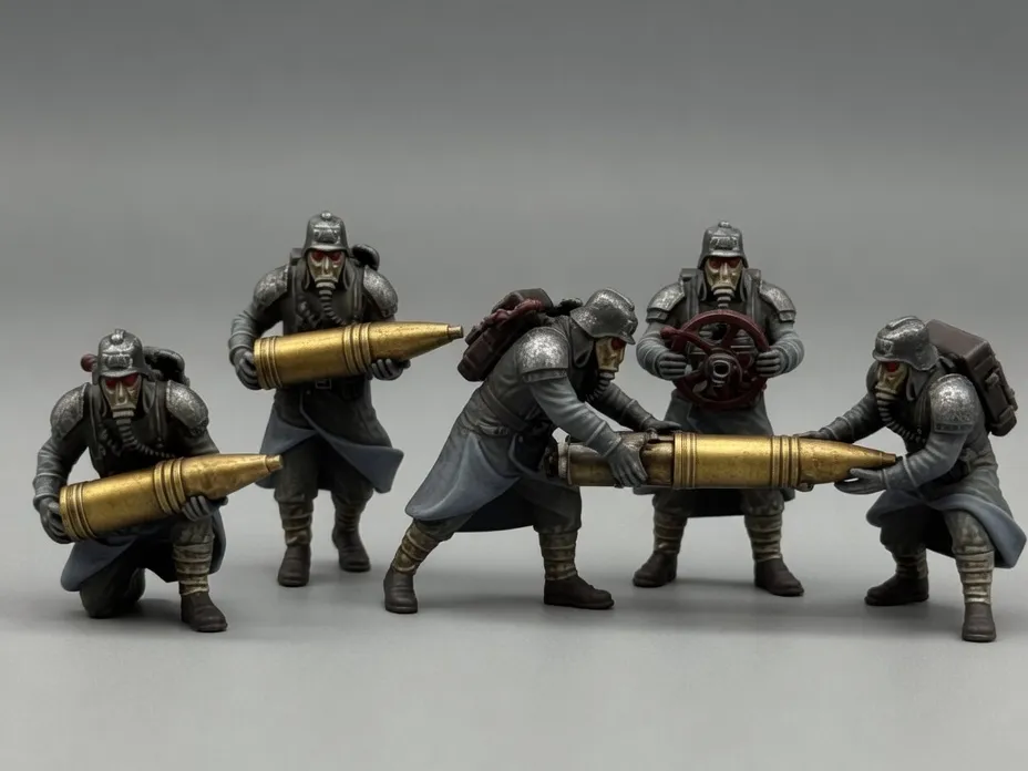 Heavy artillery crew for Gas mask shovel dudes!