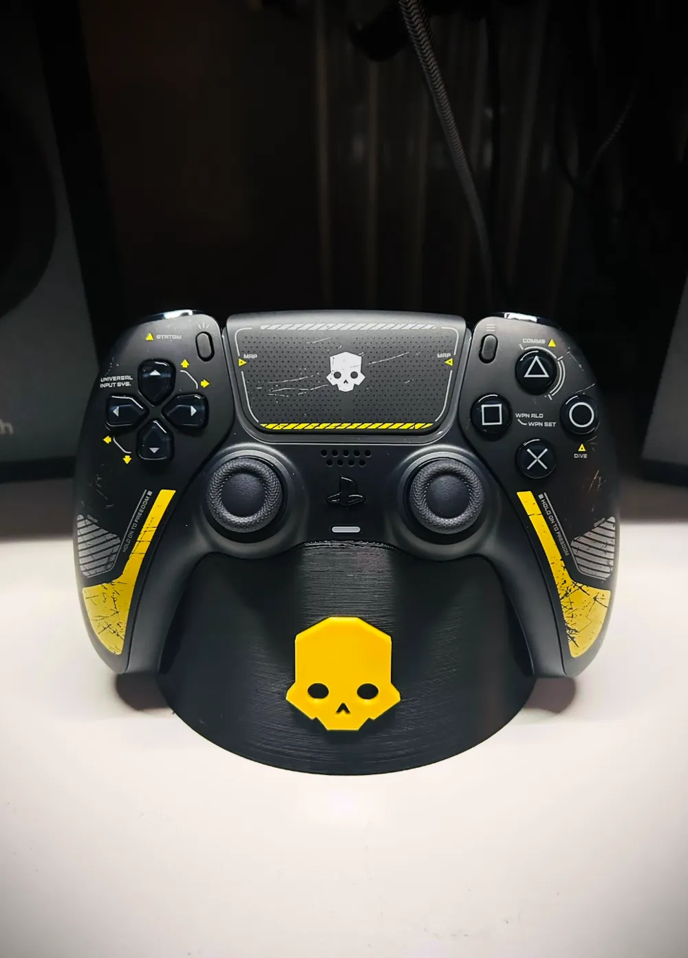 Helldivers PS5 Controller Stand, photo 4 of 4 - Helldivers PS5 Controller Stand Toys & Games