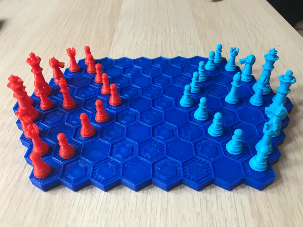 Hexagonal chess set (pieces and board), photo 2 of 4 - Hexagonal chess set (pieces and board) Toys & Games