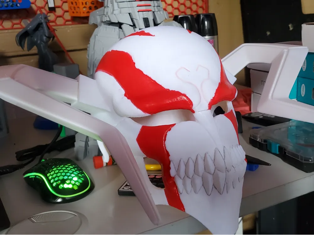 Hollow mask