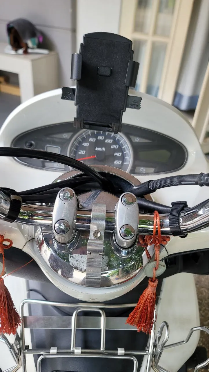 Honda PCX Phone holder, photo 4 of 4 - Honda PCX Phone holder Hobby & DIY