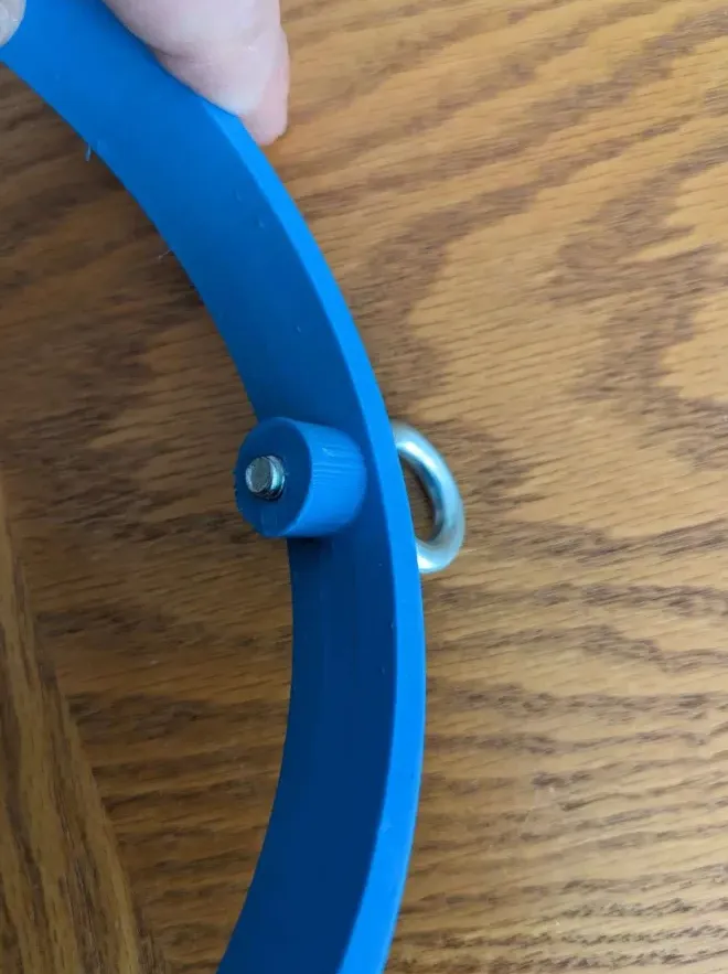 Hoopy Bird, circular swing toy, photo 3 of 4 - Bird Toys, Perches & Swings, birds