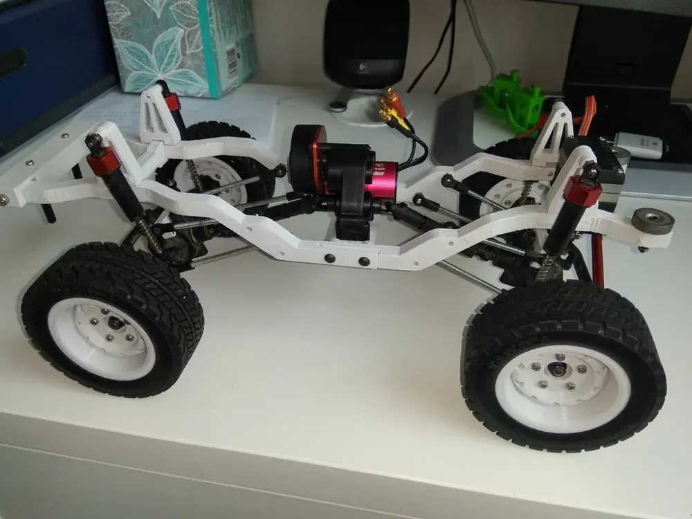 HSP Kulak crawler frame for toyota fj40 wader body, another view - RC Cars, Crawlers & Trucks, model frame
