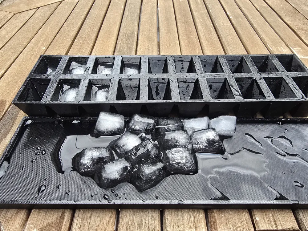 Ice Cube Tray, photo 2 of 4 - Ice Cube Tray Storage & Organisation