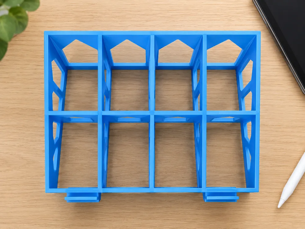 iPad Air 4 Drawing Stand | Rigid & Lightweight, photo 2 of 4 - iPad Air 4 Drawing Stand | Rigid & Lightweight Household