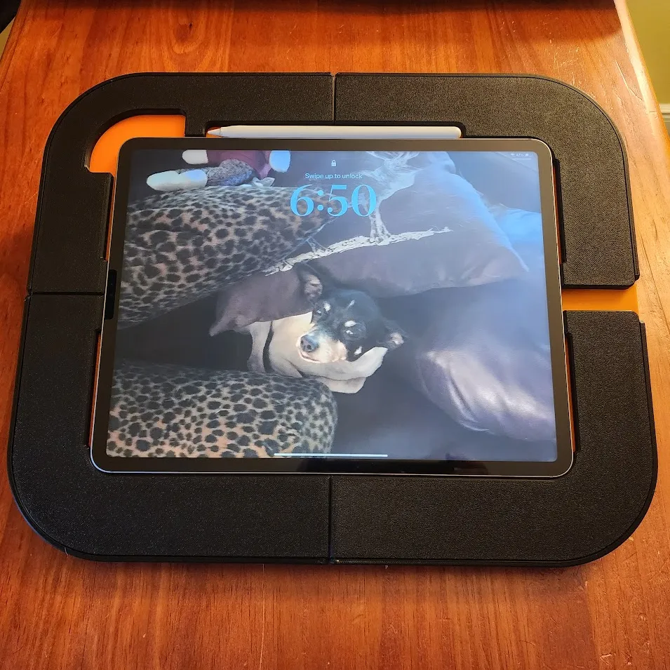 Ipad Pro 12.9 M2 Version of the FRAME, photo 3 of 4 - Ipad Pro 12.9 M2 Version of the FRAME Mobile & Device Accessories