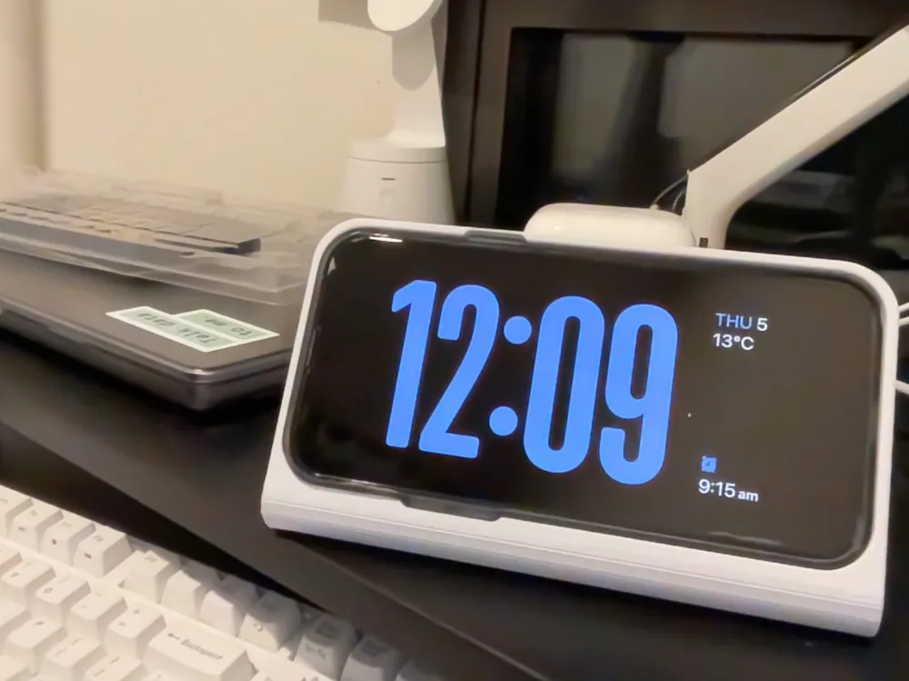 Iphone 13 Pro Max dock with case and button - Home Accents, in stock in India