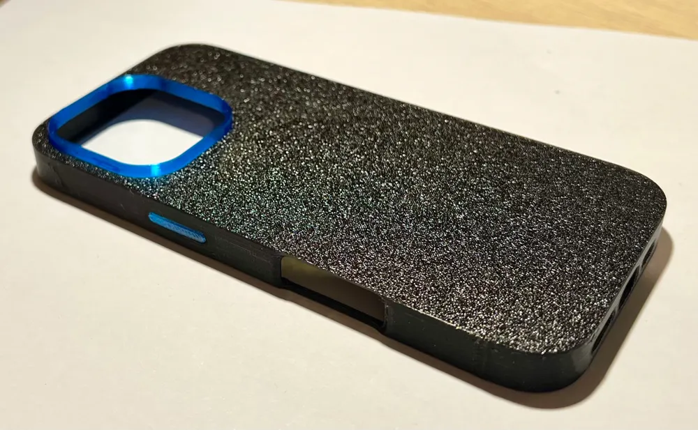 iPhone 16 Pro Case with MagSafe (TPU 95A), photo 2 of 4 - iPhone 16 Pro Case with MagSafe (TPU 95A) Fashion