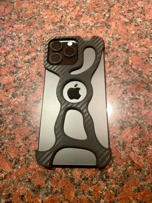 iPhone 16 Pro Max Skeleton Case, photo 4 of 4 - iPhone 16 Pro Max Skeleton Case Hobby & DIY
