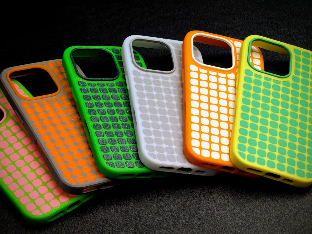 iPhone 16 /Pro/Max TPU + PLA Phone Case, photo 3 of 4 - iPhone 16 /Pro/Max TPU + PLA Phone Case Mobile & Device Accessories