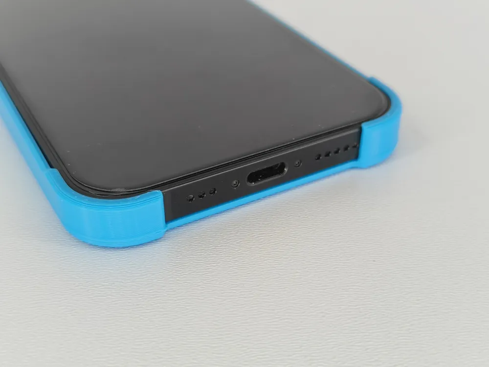 Iphone 16e Case, photo 3 of 4 - Iphone 16e Case Mobile & Device Accessories