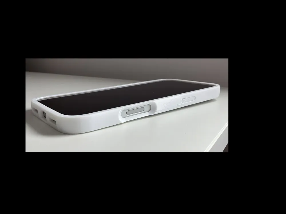 iPhone 17 / 18 Pro Max TPU Bumper - iPhone 4 Style, photo 4 of 4 - iPhone 17 / 18 Pro Max TPU Bumper - iPhone 4 Style Hobby & DIY