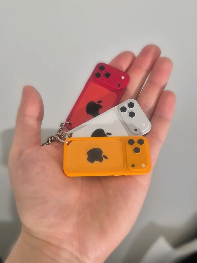 Iphone 17 Pro Max Keychain, photo 4 of 4 - Iphone 17 Pro Max Keychain Fashion
