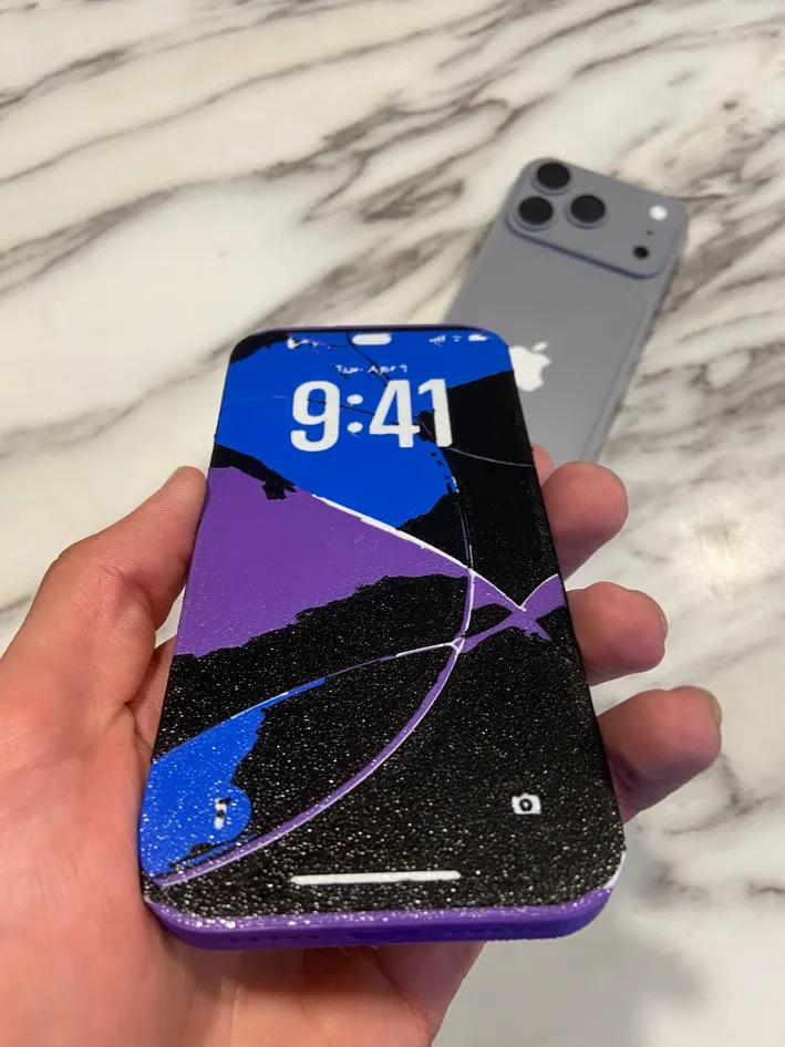 iPhone 18 Pro with front screen, photo 2 of 4 - iPhone 18 Pro with front screen Jewellery & Accessories