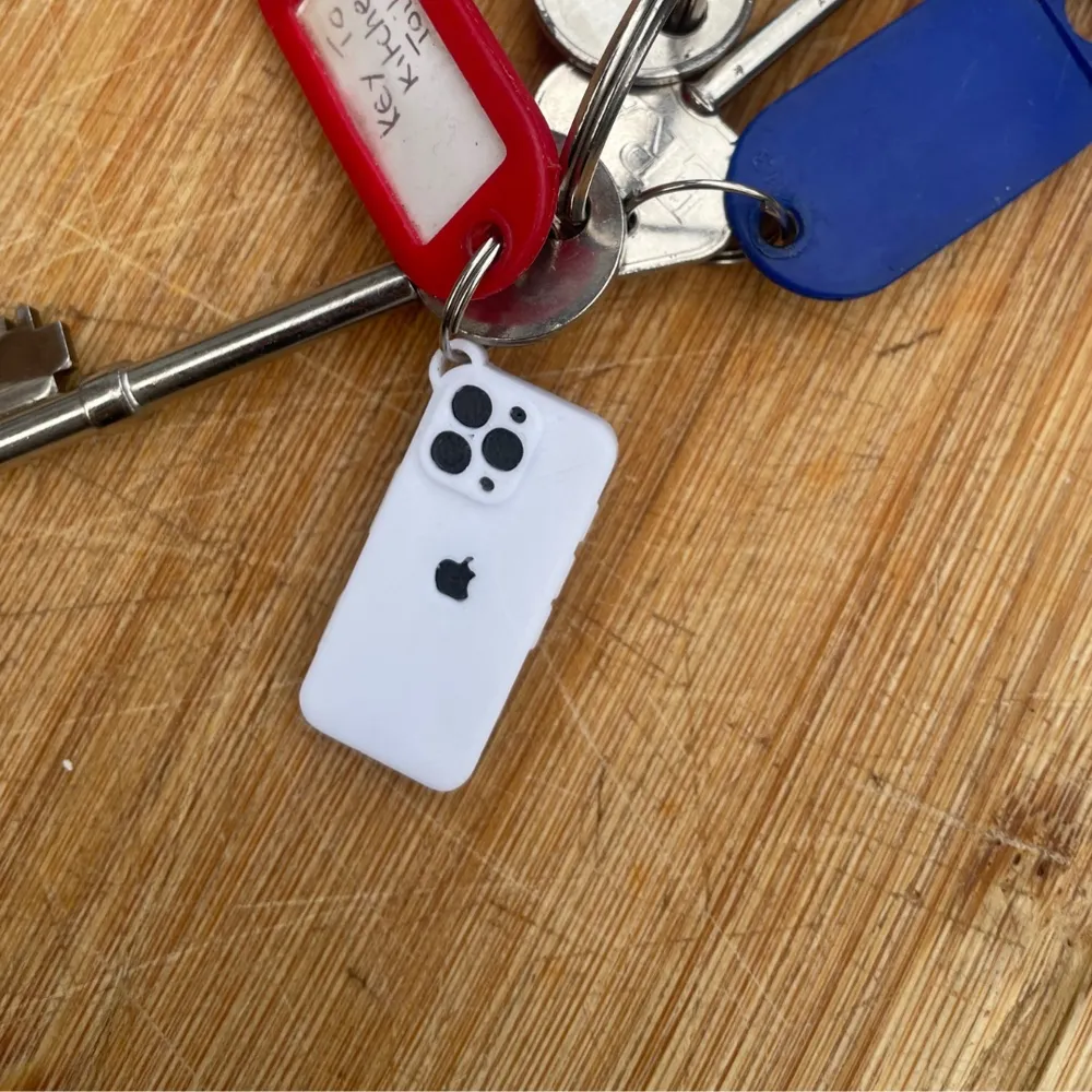 iPhone Pro Keyring Fun Gift Cool Novelty Fidget, photo 2 of 4 - iPhone Pro Keyring Fun Gift Cool Novelty Fidget Miniatures