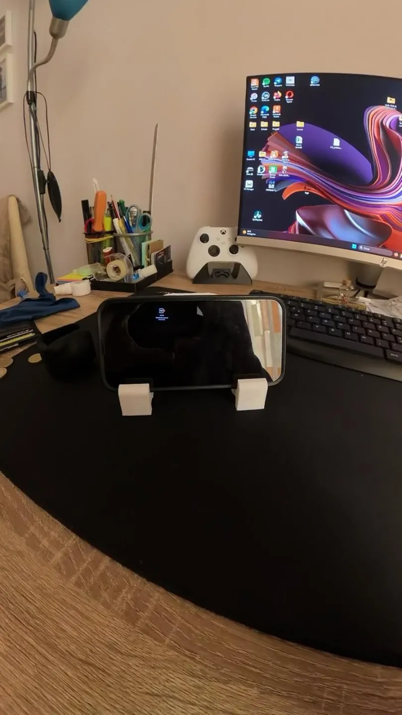 Iphone Stand -Phone Holder, photo 2 of 4 - Iphone Stand -Phone Holder Hobby & DIY