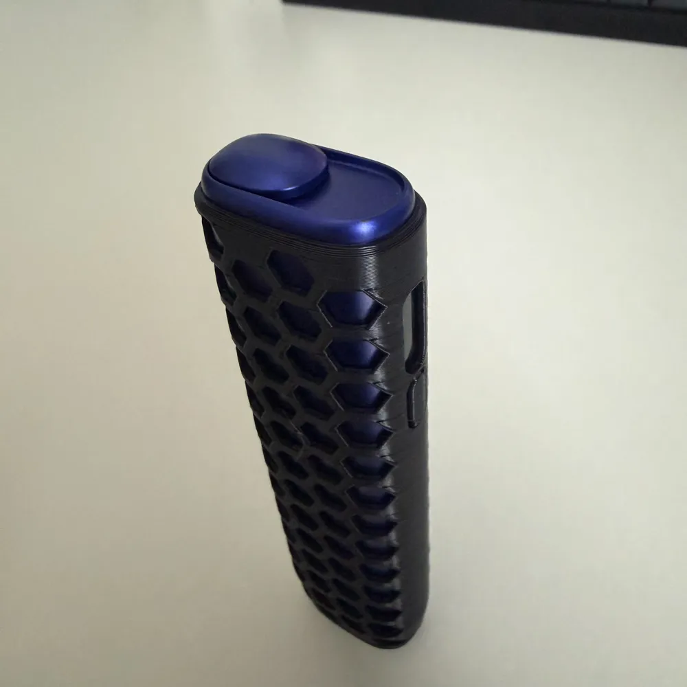iQOS ILUMA ONE Honeycomb Case, photo 4 of 4 - iQOS ILUMA ONE Honeycomb Case Hobby & DIY