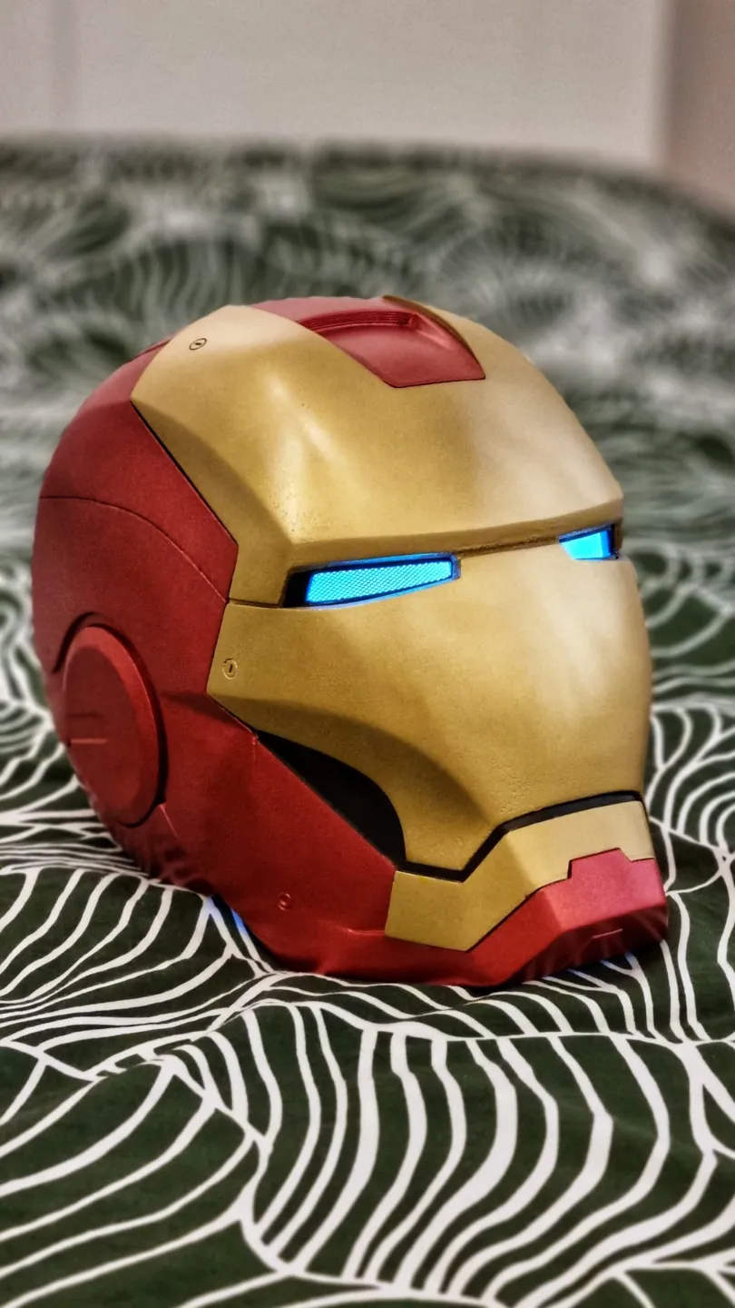 Iron Man Helmet MK3/MK4/MK7/MK2, photo 3 of 4 - Iron Man Helmet MK3/MK4/MK7/MK2 Props & Cosplay