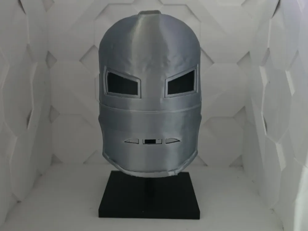 Iron Man MK1 Helm mit Base " " - Iron Man Figures, in stock in India
