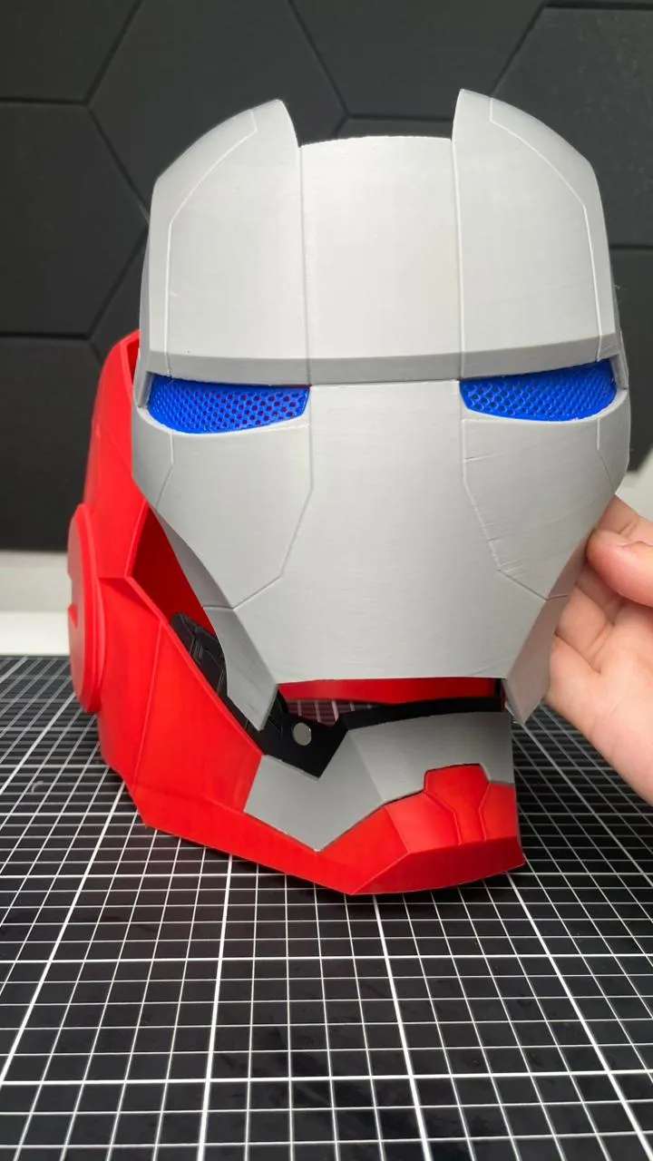 Iron Man MK5 Helmet Wereable, photo 4 of 4 - Iron Man MK5 Helmet Wereable Props & Cosplay
