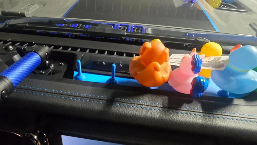 Jeep 4XE Duck Mount, photo 2 of 4 - Dashboard & Console Accessories, jeep duck