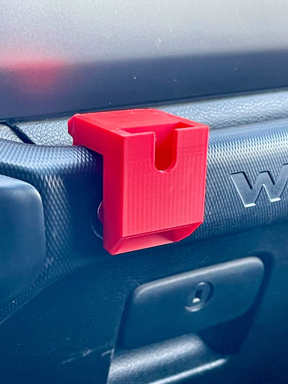 Jeep Wrangler (JL) Handle Bar Radio Clip, photo 4 of 4 - Vent Clips & Air Fresheners, offroad