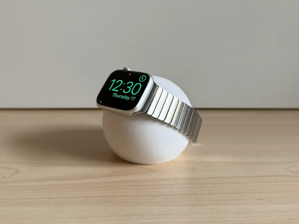 Juice mini, Apple Watch charger holder., photo 2 of 4 - Juice mini, Apple Watch charger holder. Hobby & DIY