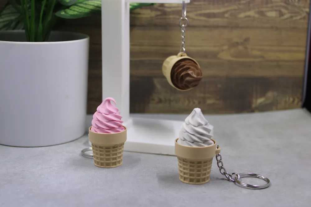Keychain Clicker - Ice Cream Cone, photo 2 of 4 - Keychain Clicker - Ice Cream Cone Toys & Games