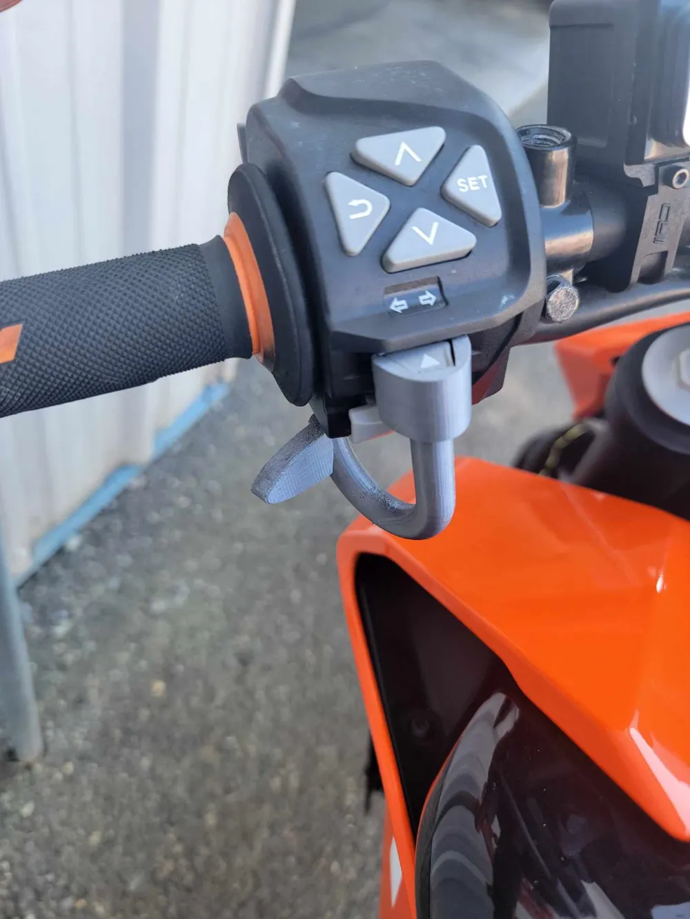 KTM Duke 390 Turn Signal Relocator, photo 3 of 4 - KTM Duke 390 Turn Signal Relocator Hobby & DIY