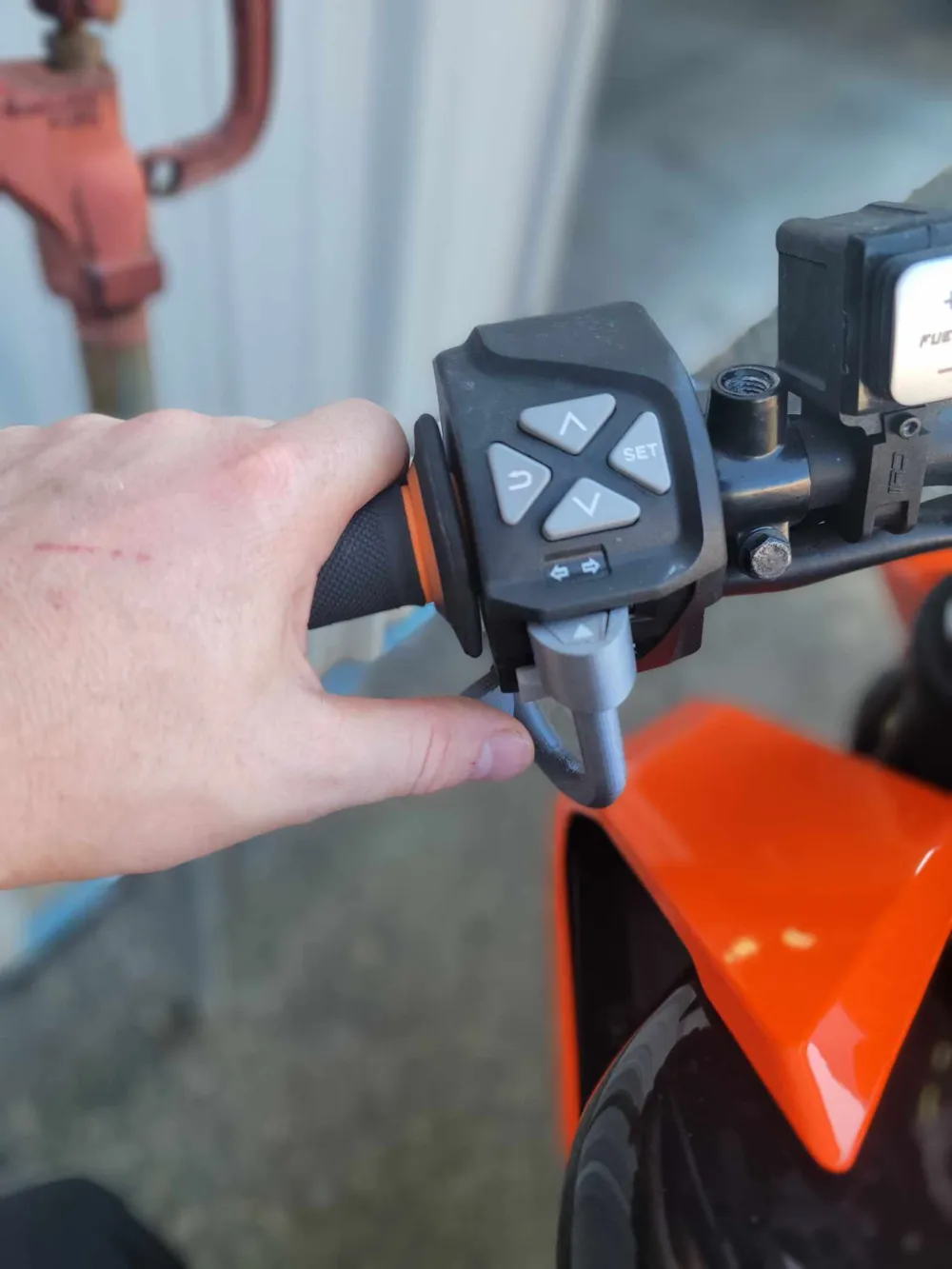 KTM Duke 390 Turn Signal Relocator, photo 4 of 4 - KTM Duke 390 Turn Signal Relocator Hobby & DIY