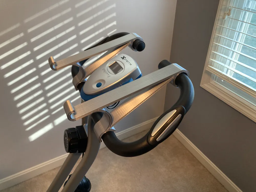 Laptop Holder XTERRA Fitness Folding Exercise Bike, photo 2 of 4 - Laptop Holder XTERRA Fitness Folding Exercise Bike Hobby & DIY