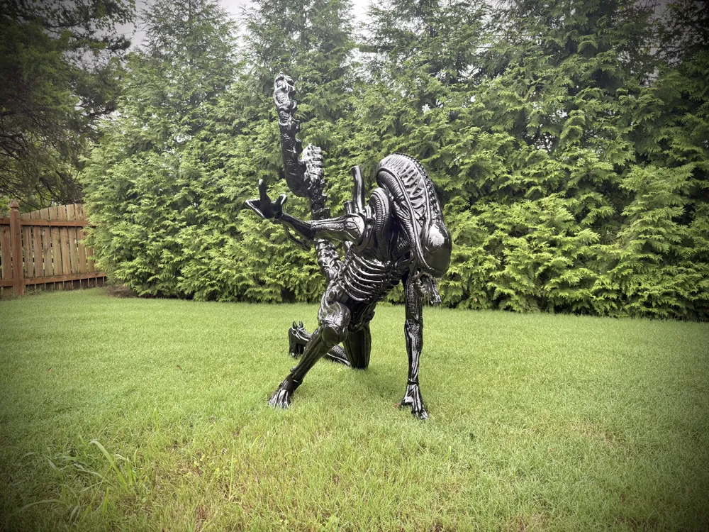 Life Size Xenomorph Alien Model - 5ft Tall!, photo 3 of 5 - Sci-fi & Movie Figures, alien - the movie