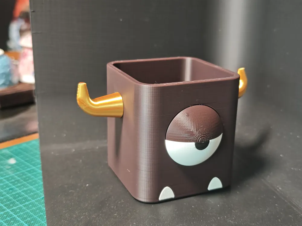 Little Monster Magnetic Rotating Storage Pen Holder and Tool Holder, photo 3 of 4 - Little Monster Magnetic Rotating Storage Pen Holder and Tool Holder Desk & Office