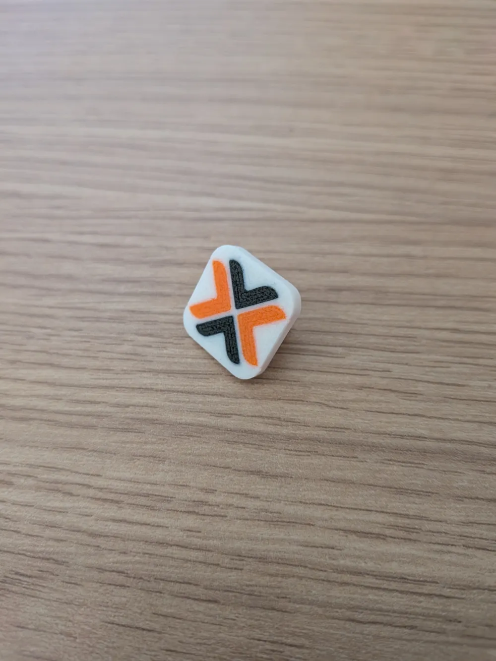 Logo Homelab Pin USB A Proxmox - Dockers, photo 4 of 4 - Logo Homelab Pin USB A Proxmox - Dockers Hobby & DIY