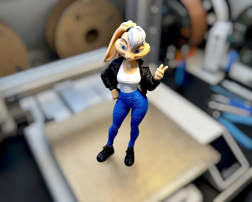 Lola Bunny Urban Style, photo 5 of 5 - Wild Animal Figurines, urban vibes