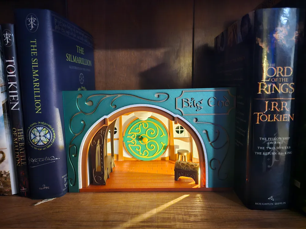 Lord of the Rings Bag End Hobbit Book Nook, photo 4 of 4 - Lord of the Rings Bag End Hobbit Book Nook Art